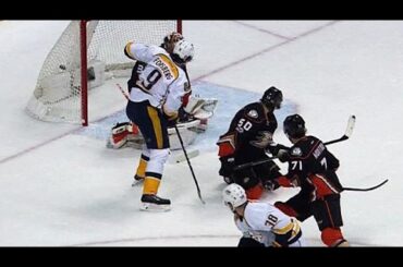 Forsberg tips Irwin shot, Predators tie game