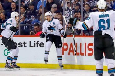 Joe Pavelski nets go-ahead goal in final seconds to down Jets