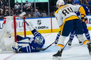 Matt Murray with a SENSATIONAL save!