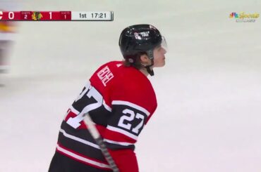 Lukas Reichel goes between his legs for his first NHL goal
