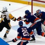 Brandon Tanev Swats In Late Go-Ahead Goal For Penguins Against Islanders