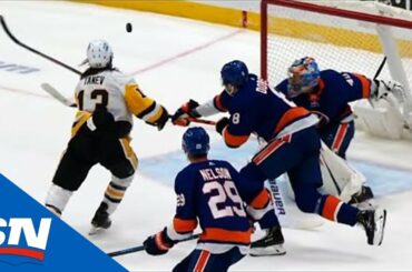 Brandon Tanev Swats In Late Go-Ahead Goal For Penguins Against Islanders