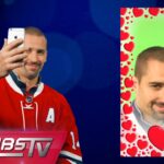 Montreal Canadiens take seductive selfies