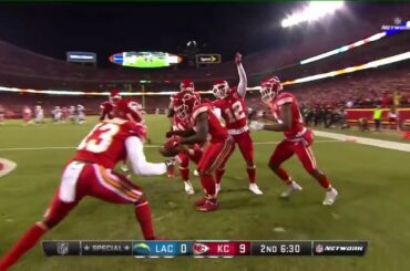 Tyreek Hill vs Casey Hayward (2017 wk 15) | WR vs CB Highlights