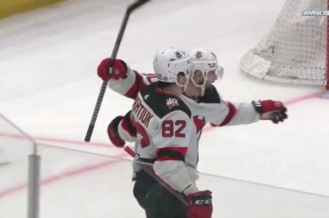 Nikita Okhotiuk scores vs Kings, his first of the season (14 jan 2023)