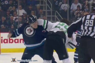 Brett Ritchie vs Adam Lowry Nov 8, 2016