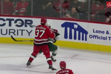 Svechnikov crosschecking major on Duhaime - Have your say!