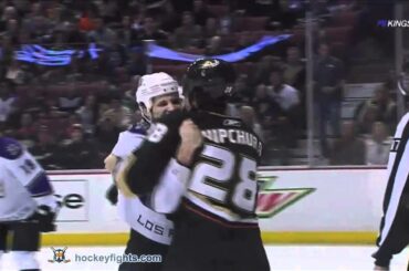 Kyle Clifford vs Kyle Chipchura Feb 23, 2011