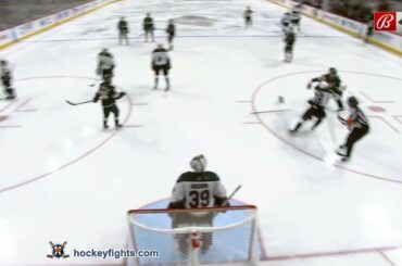 Liam O'Brien vs Marcus Foligno Nov 27, 2022