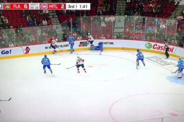 Kirby Dach surprises Radko Gudas with a big hit who tries to retaliate right after