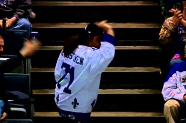 Viktor Arvidsson buries one-timer from Fiala.