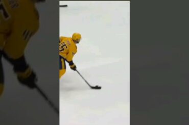 Mikael Granlund witn the tip in goal! #shorts #highlights #viral