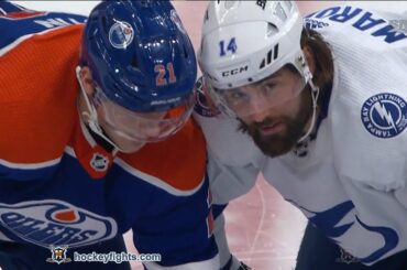 Patrick Maroon vs Klim Kostin Jan 19, 2023