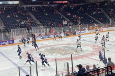 Sherbrooke Pheonix & Halifax Mooseheads warm up | QMJHL