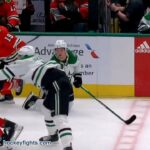 Jarred Tinordi vs Jani Hakanpaa Nov 23, 2022