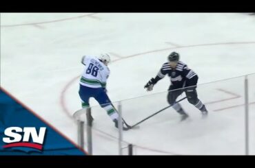 Canucks' Andrei Kuzmenko Absolutely Undresses Hamilton For DAZZLING Goal vs. Devils