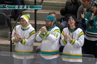 Alex Barabanov assists on Nieto's goal vs Coyotes (10 jan 2023)