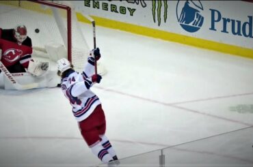 4/18/21 VITALY KRAVTSOV Pots His First NHL Goal