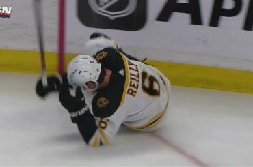 Mike Reilly Is Shaken Up After Hit From Zach Sanford