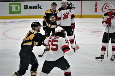 Mason Geertsen and Josh Brown Drop The Gloves At TD Garden