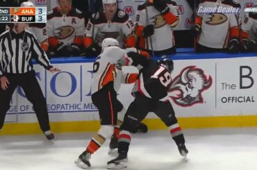 Ryan Strome vs Peyton Krebs FIGHT, Ducks @ Sabres Jan 21 2023