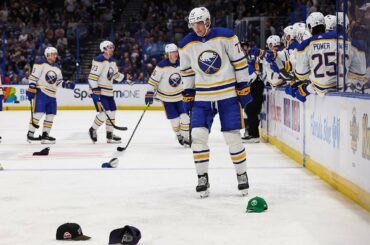 The Tage Thompson Show rolls on!