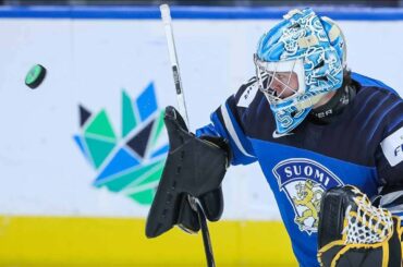 Suomi näillä kentällisillä nuorten MM-kisojen välieräotteluun Ruotsia vastaan