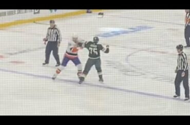 Reaves Drops the Gloves vs Johnston