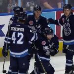 Chase De Leo 1G vs Milwaukee | Nov 25 2017