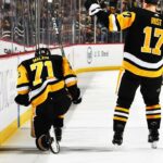 Malkin CAPITALIZES! 🐧