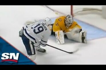 Predators' Kevin Lankinen Sprawls Out To Deny Calle Jarnkrok Of Surefire Goal With Unreal Save
