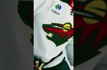 Kaprizov with a bold equipment choice ✂️ 👅