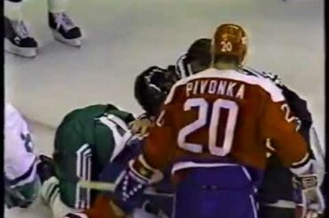 Steve Leach vs John Stevens