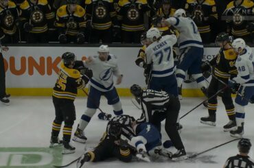 Garnet Hathaway fights Patrick Maroon 3/25/23