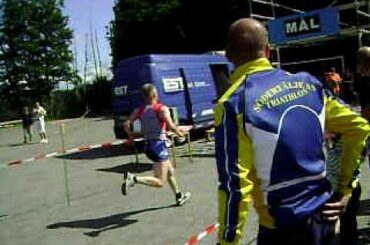 Sövde Triathlon 2009 Roland Lycksell Finish