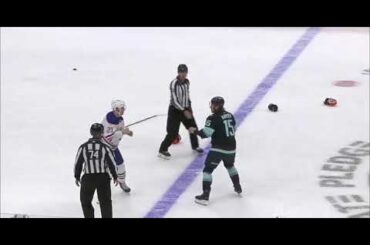 Klim Kostin fights against John Hayden from Kraken (18 mar 2023)