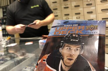 La carte de hockey recrue d’Alexis Lafrenière fait courir les collectionneurs