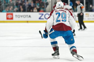 MacKinnon joins 100-point club with CLUTCH overtime finish!
