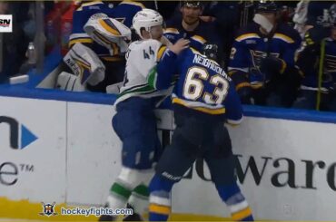 Kyle Burroughs vs Jake Neighbours Mar 28, 2023