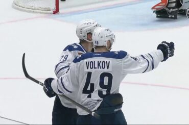 Tarasov scores 4 against Amur