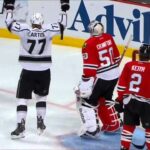 Jeff Carter records hat trick in third period vs. Blackhawks