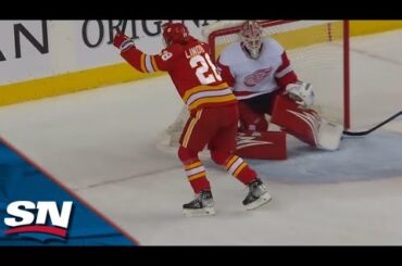 Flames' Elias Lindholm Scores Shorthanded Goal Off Brutal Giveaway By Magnus Hellberg
