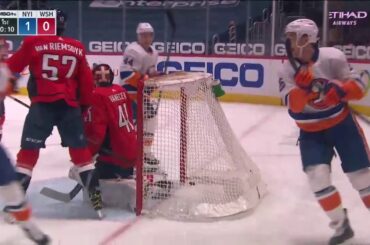 Oliver Wahlstrom first NHL goal