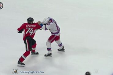 Tanner Glass vs Mark Borowiecki Apr 8, 2017