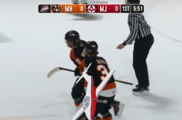 Andrew Basha dishes to Oasiz Wiesblatt for the one-timer