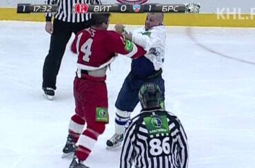 KHL Fight: Gillies VS Mirasty / Бой КХЛ: Гиллис VS Мирасти