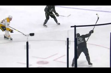 Mikhail Sergachev assists on Cal Foote first NHL goal (2021)