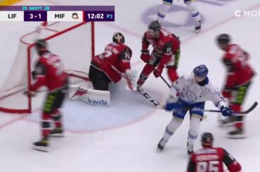 Marek Hrivik amazing football kick assist for goal