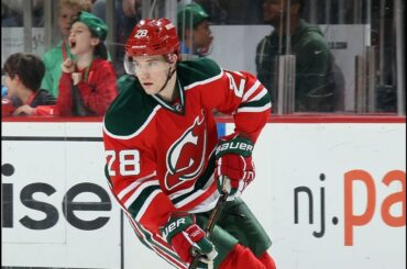 Damon Severson Signs 6 Year Extension with Devils