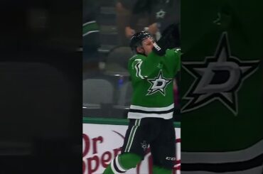 Roope Hatz 🎩🎩🎩